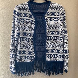 PRINT L/S FRINGED SWEATER